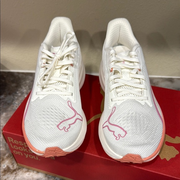 Puma Women's White and Pink Running Shoes - Picture 2 of 4